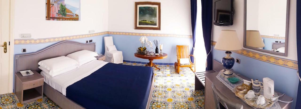 Hotel Stella Maris Casal Velino Eksteriør billede