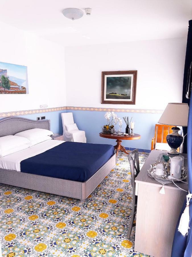 Hotel Stella Maris Casal Velino Eksteriør billede