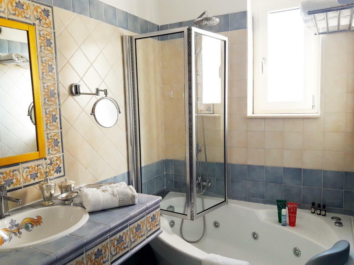 Hotel Stella Maris Casal Velino Eksteriør billede