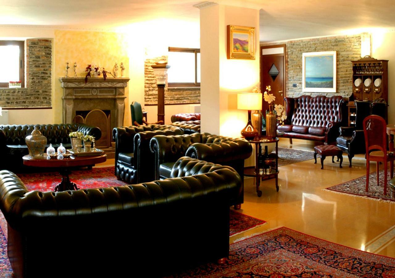 Hotel Stella Maris Casal Velino Eksteriør billede