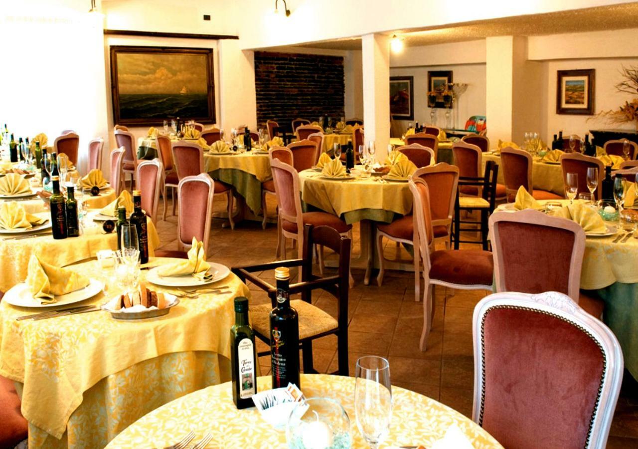 Hotel Stella Maris Casal Velino Eksteriør billede