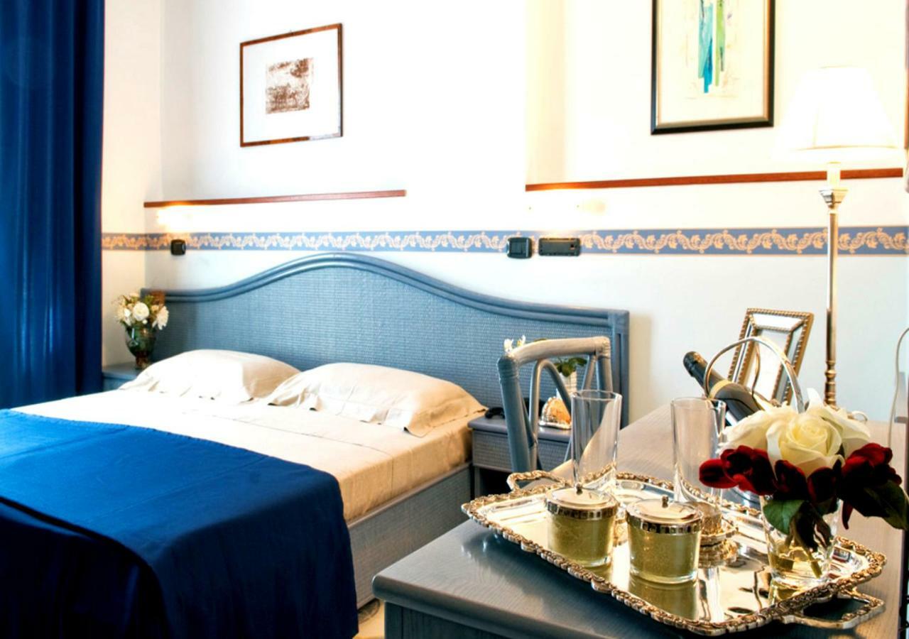 Hotel Stella Maris Casal Velino Eksteriør billede